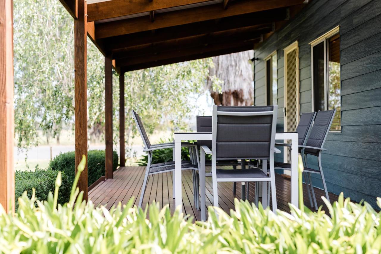 Walnut Tree Cottages Whorouly Экстерьер фото
